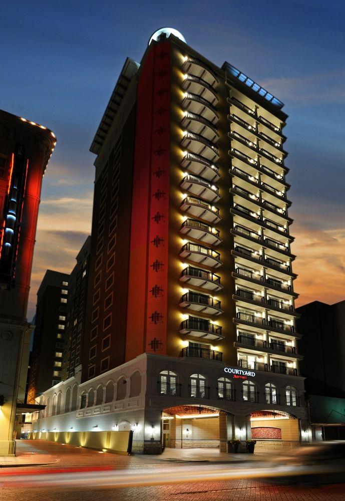 Courtyard By Marriott San Antonio Riverwalk Exterior foto