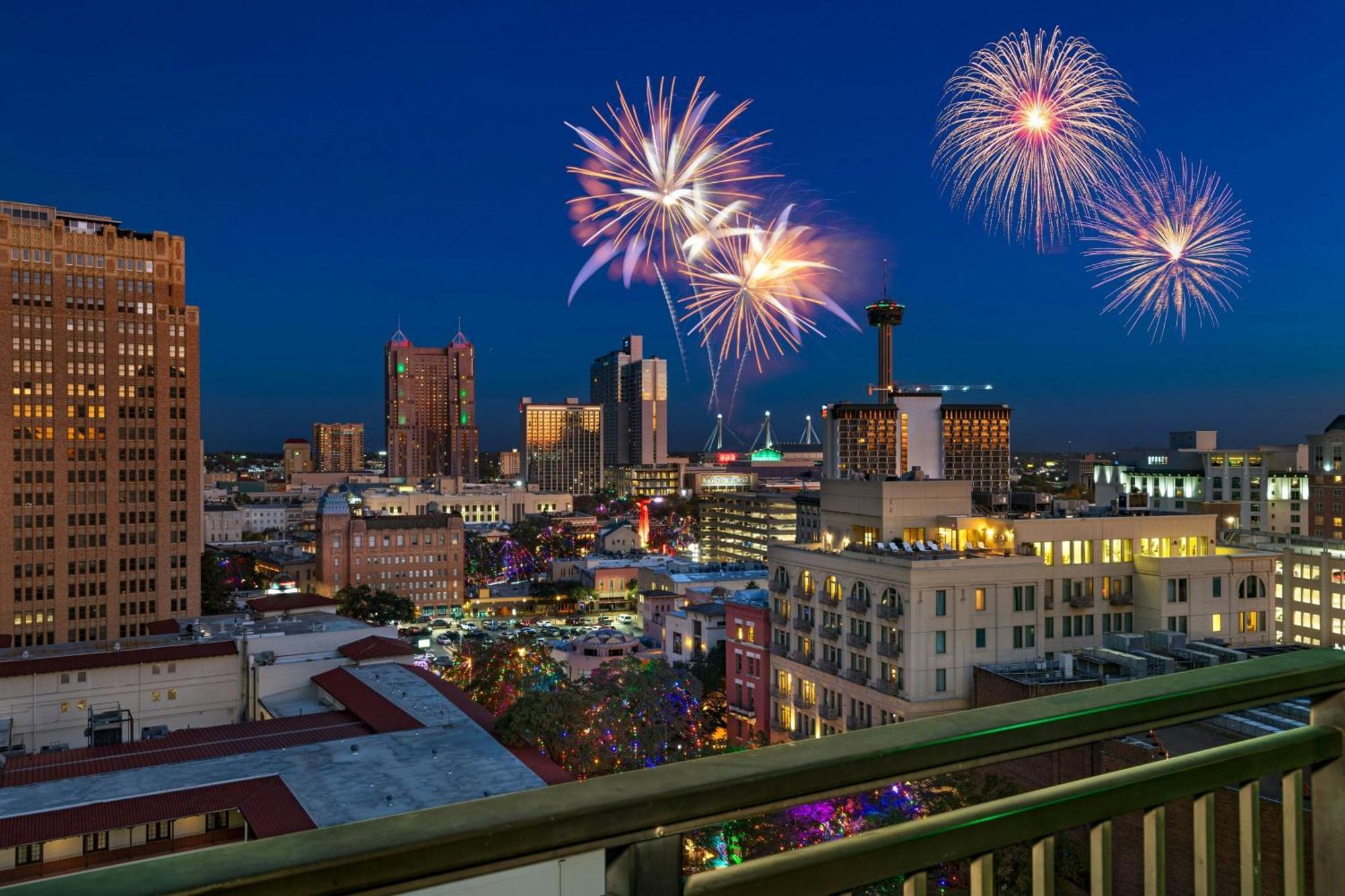 Courtyard By Marriott San Antonio Riverwalk Exterior foto