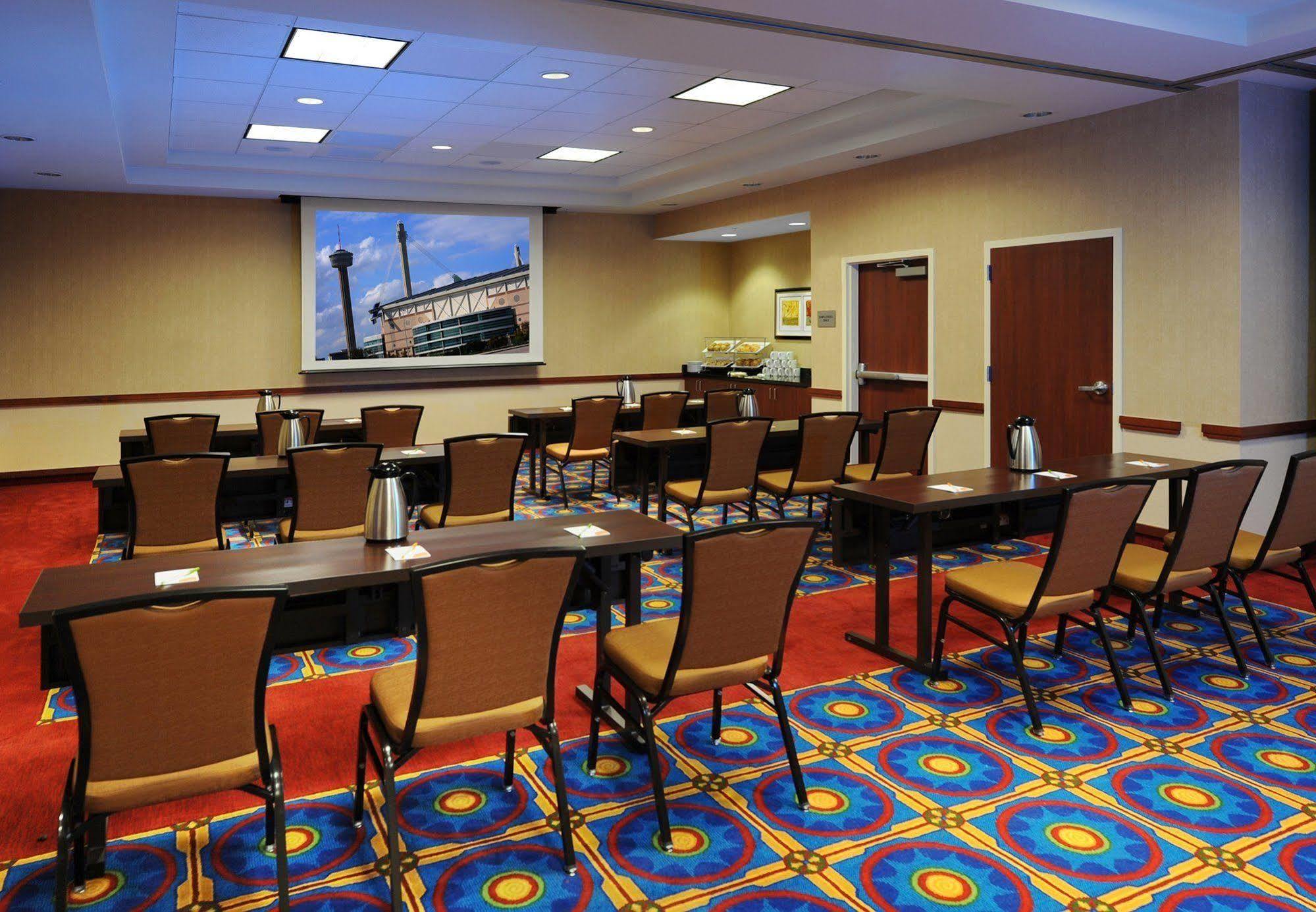 Courtyard By Marriott San Antonio Riverwalk Exterior foto