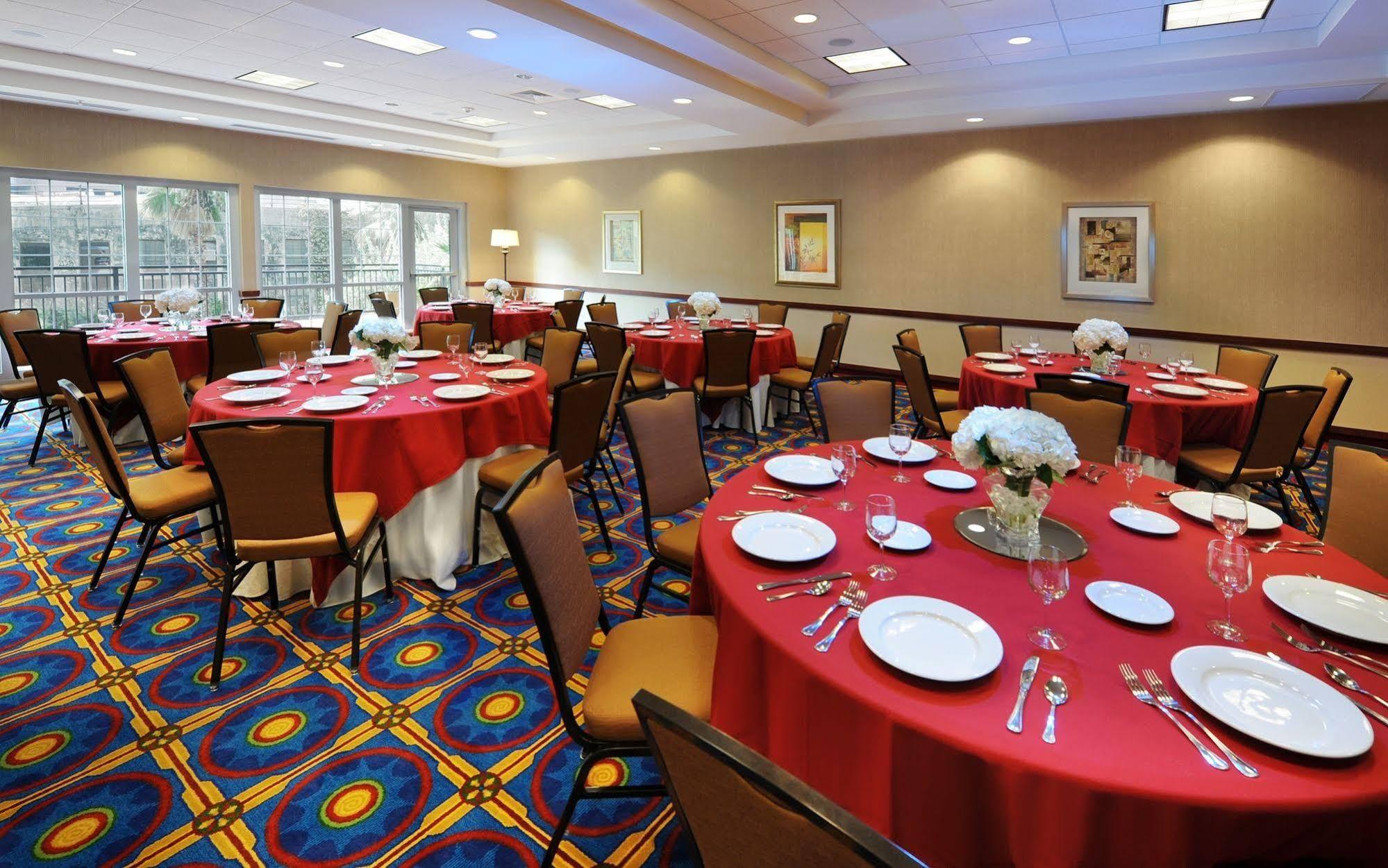 Courtyard By Marriott San Antonio Riverwalk Exterior foto